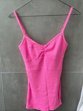 NEON PINK SPAGHETTI STRAP TANK TOP! Size: SMALL! PACSUN!